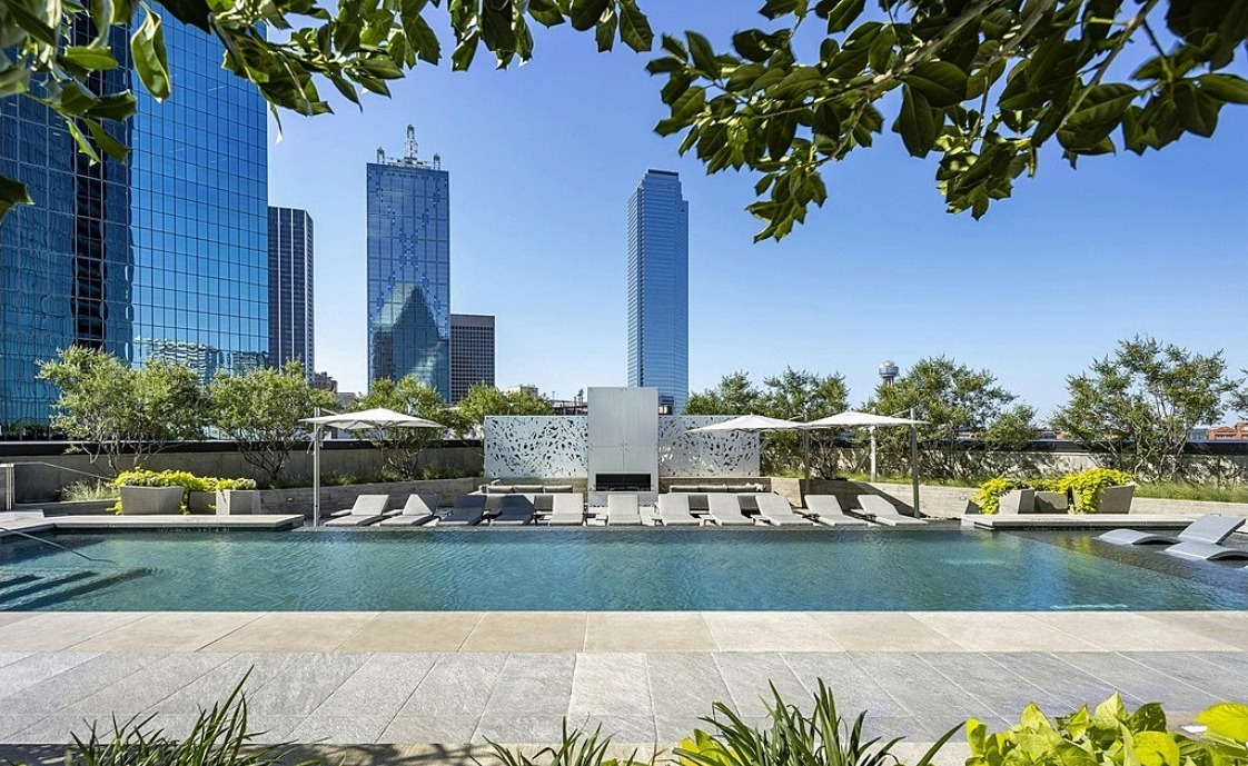 AMLI Fountain Place