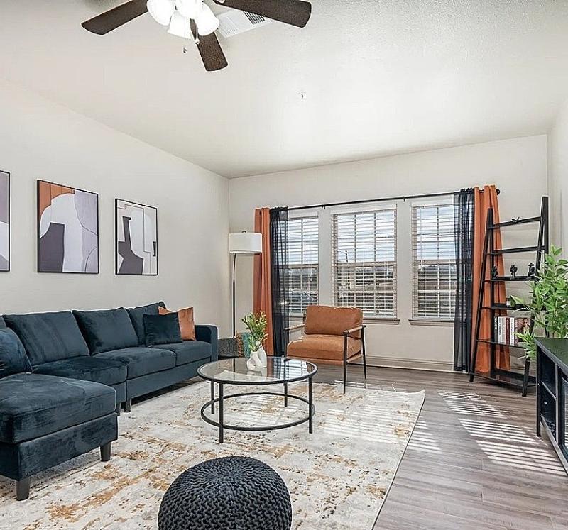 Oak View photo