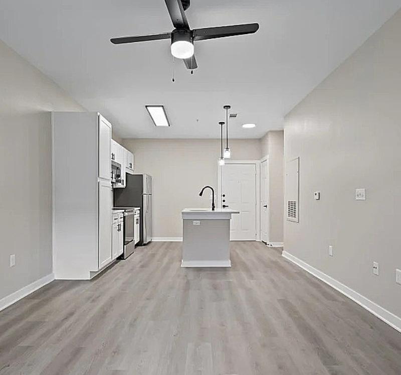 4000 Hulen photo
