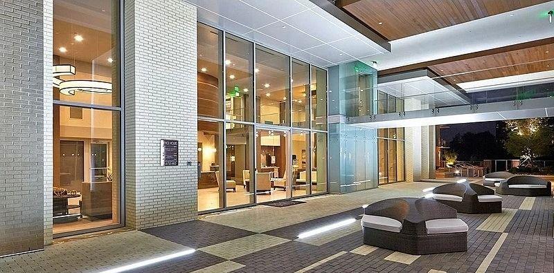 Brady (Highrise) photo