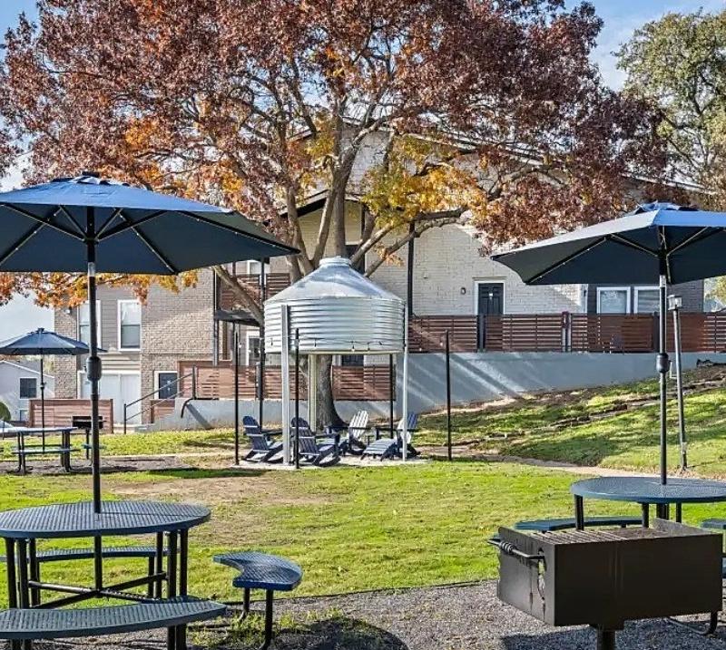 Lavera at Lake Highlands photo