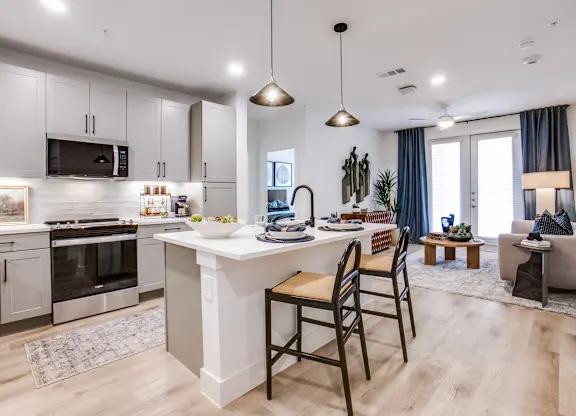 Aura Northline photo