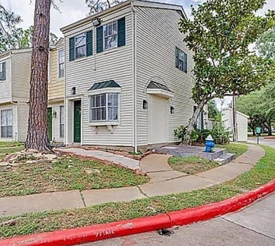 Georgian Westside Townhomes photo